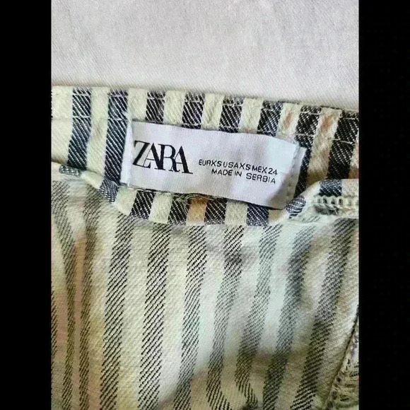 Zara Striped Crop Top with Wide Straps - Picture 3 of 4